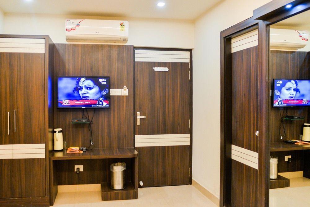 Hotel Janki International By Keymagics Varanasi Eksteriør bilde