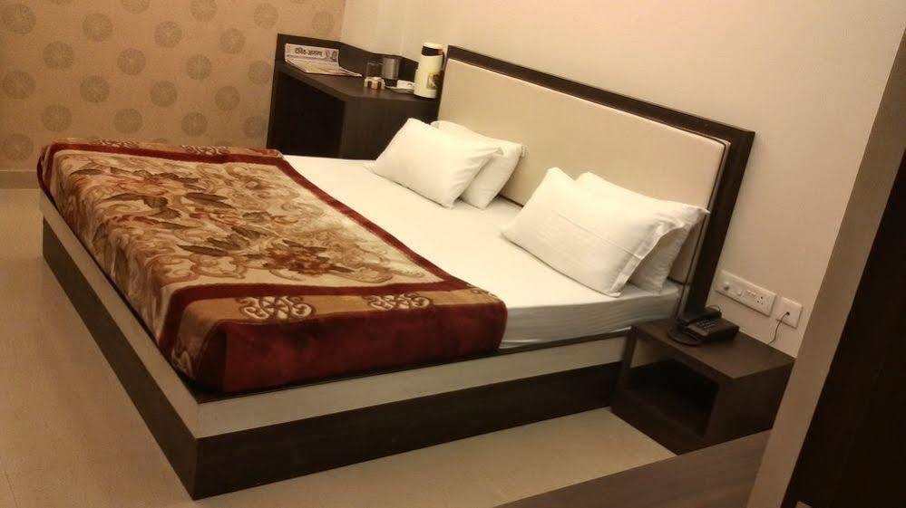 Hotel Janki International By Keymagics Varanasi Eksteriør bilde